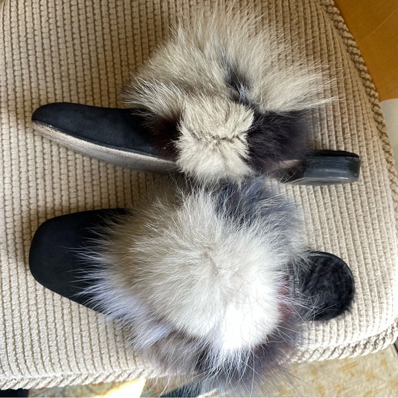 Stuart Weitzman Furgetit Mule Loafer Slides - Picture 2 of 13